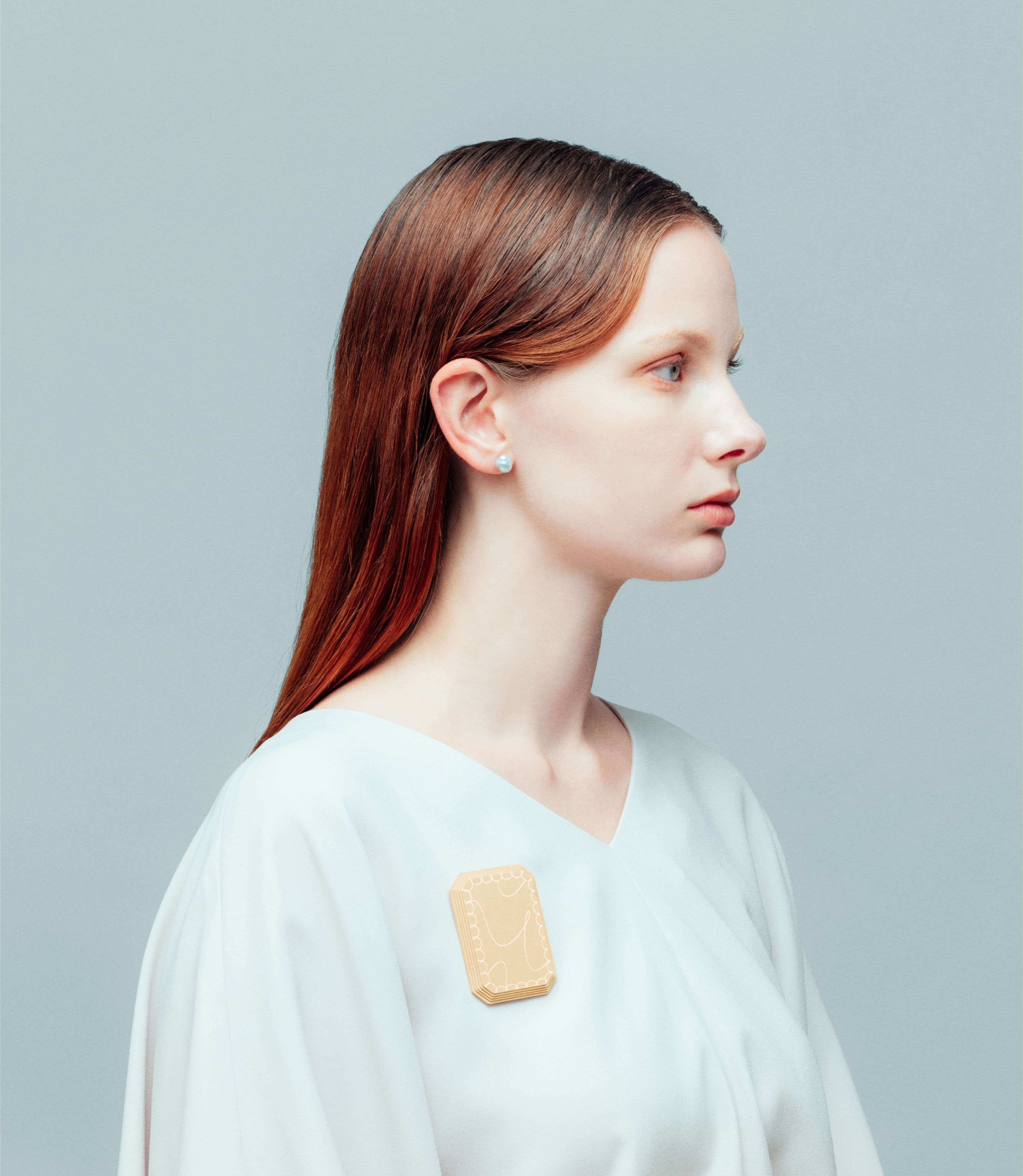 紙―層―ブローチ